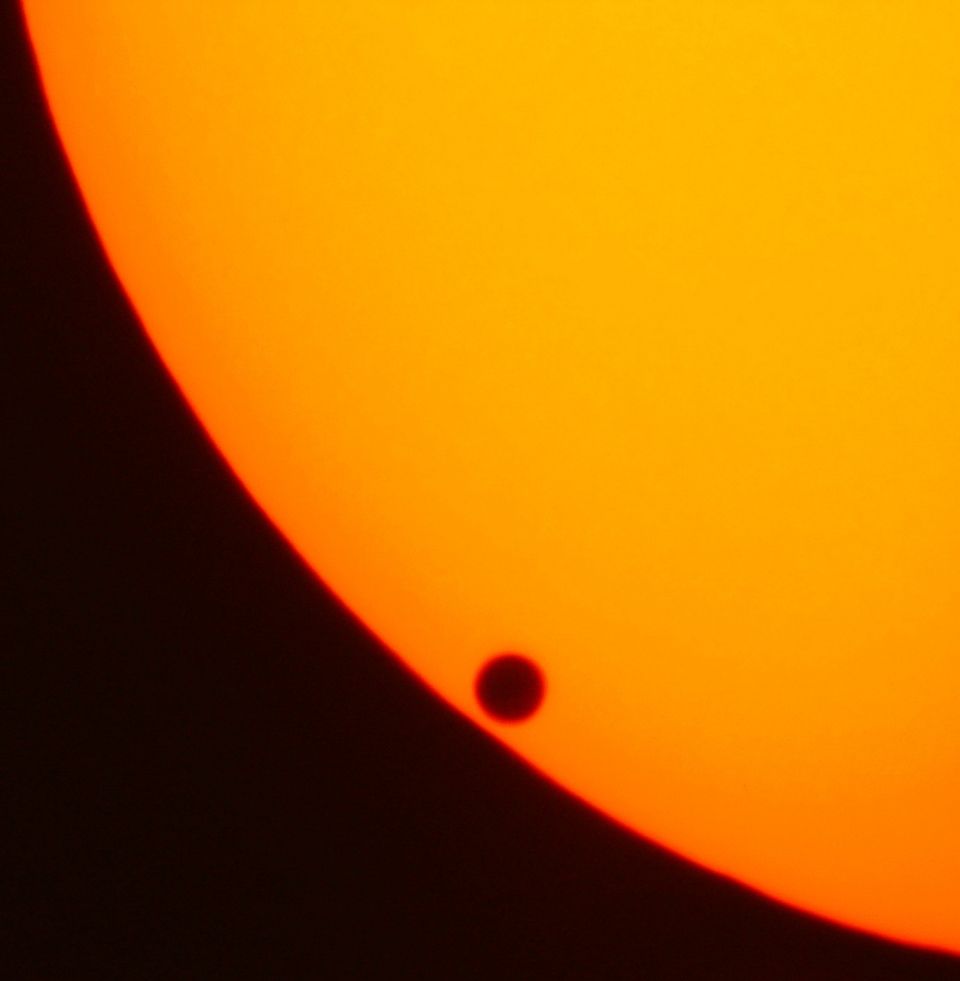 Venustransit_2004-06-08_07-49